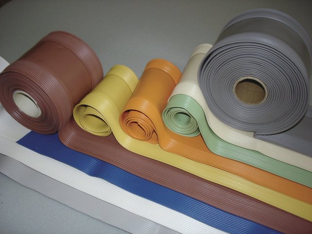 Obr. 4: Možnost dodání barevných pásků Lukotěs na přání zákazníka