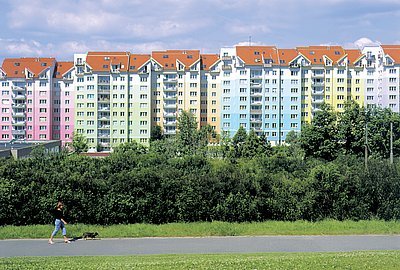 Panelový dům Brno - Líseň je zateplen kontakním zateplovácím systémem stomixTHERM alfa.