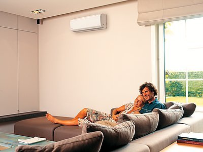 Obr. 7: Interiér vybavený klimatizační jednotkou URURU SARARA poskytuje zdravé a příjemné prostředí