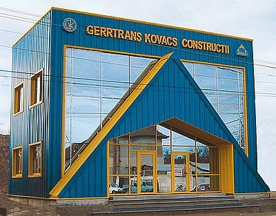 Sídlo rumunské společnosti SC GERRTANS KOVACS, jeden z autorizovaných stavebních partnerů Lindab-Astron