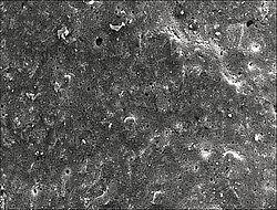 Nanopor omítka 500× zvětšeno