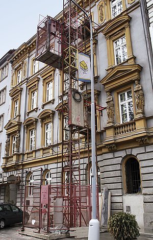 Fasáda budoucího hotelu Evropa na třídě Kapitána Jaroše