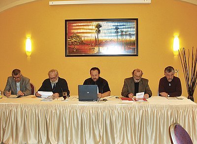 Obr. 1: Zleva Ing. Zvěřina, Ing. Vlasák, pan Picek, Ing. Škréta a  pan Habásko