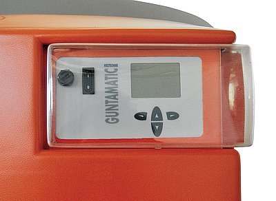 Přehledný a jednoduchý displey automatických kotlů GUNTAMATIC