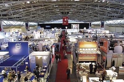 Celkový pohled na expozice veletrhu metall Mnichov 2007