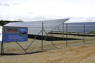 V základech mnoha slunečních elektráren najdeme zemní vruty