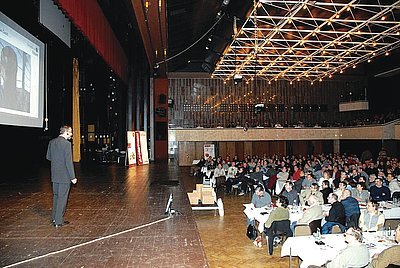 Wienerberger fórum zcela „vyprodalo“ sály; pro semináře, na kterých byla účast zdarma, bylo mnohde nutné hledat prostory s větší kapacitou