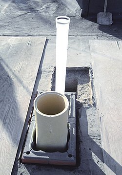 Sanace nadstřešní části komína, tuhá
paliva/plynový kondenzační kotel