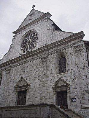 Obr. 2: Annecy, katedrála sv. Petra
