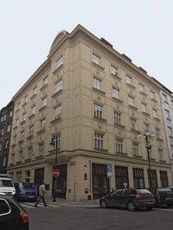Obr. 3: Činžovní dům v Praze, roh Žatecké a Platnéřské ulice