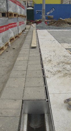 Liniové odvodnění RONN DRAIN
na Moravském náměstí v Brně
