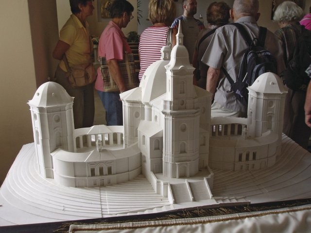 Obr. 9: Model kostela Jména Panny Marie ve Křtinách podle původního Santiniho projektu