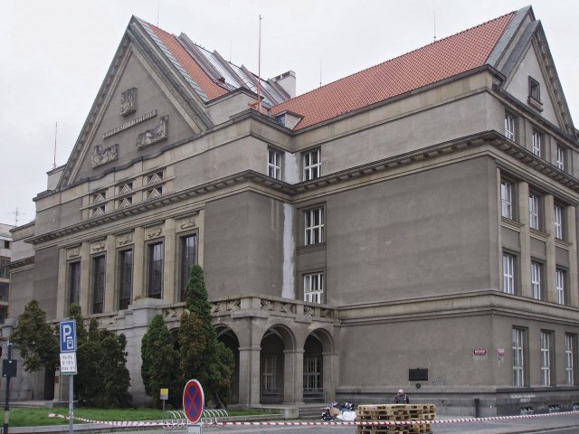 Obr. 7: Právnická fakulta Karlovy univerzity, Praha. Foto: Alena Michálková