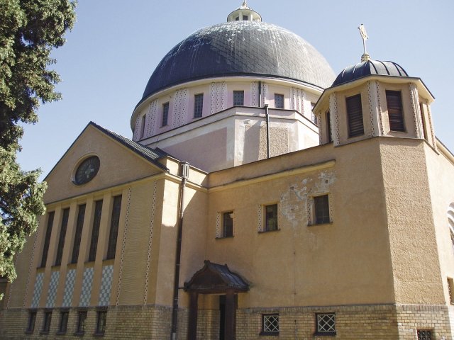 Obr. 2: Kostel sv. Cyrila a Metoděje v areálu psychiatrické léčebny v Kroměříži