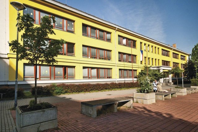 Základní škola Poláčkova 1067 v Praze 4