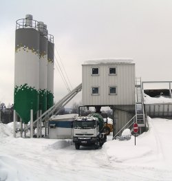 Betonárna v Jablonci nad Nisou dodala na stavbu VD Mšeno celkem 16 700 m3 betonu různých tříd a stupňů vlivů prostředí od C 12/15 X0 až po C 35/45 XC2.