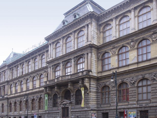 Obr. 11: Uměleckoprůmyslové muzeum v Praze