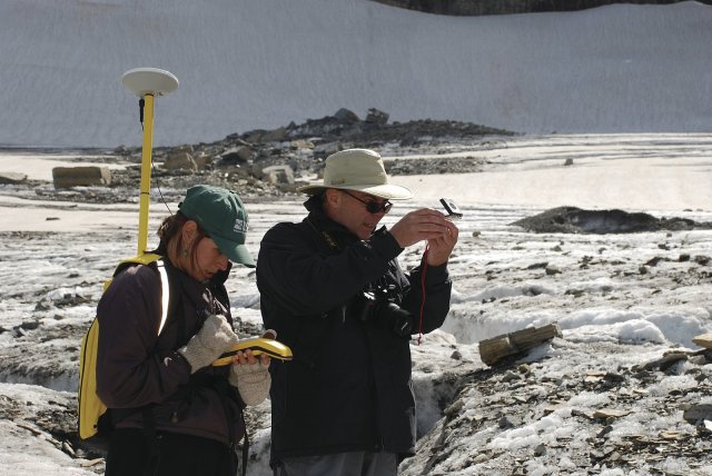 (Záznam dat, zde zeměpiských souřadnic, z míst na okraji ledovce v Národním parku Glacier).
Autor: GlacierNPS