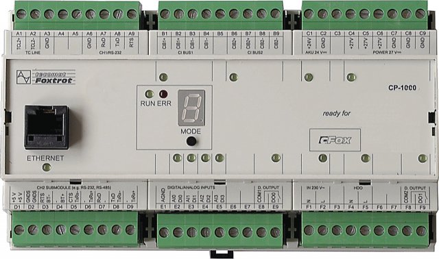 Centrální jednotka systému Foxtrot, k níž se jednotlivé periferie připojují buď rychlou sběrnicí TCL2 přímo v rozvaděči, nebo přes sběrnici CIB s volnou topologií kdekoliv v domě. K dispozici jsou i bezdrátové periferie řady RFox, které pomohou tam, kde není k dispozici vodič sběrnice