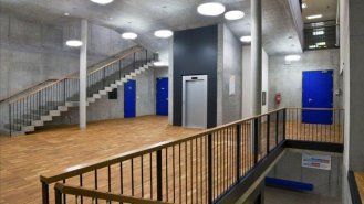 Foyer	- předprostor víceúčelového sálu