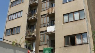 Dvorní fasáda před rekonstrukcí