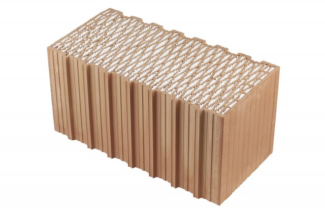 Broušený cihelný blok HELUZ FAMILY 50 2in1 s dutinami vyplněnými pěnovým polystyrénem pro tl. stěny 50 cm cm na maltu pro tenké spáry.