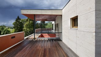 Pohled ze zadní části 