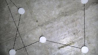 Strop obtného prostoru