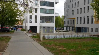 Ulice Burešova &ndash; pohled směrem k parku