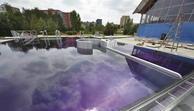 Průběh barvicí zkoušky hydrauliky bazénu podle ČSN EN 15288-2