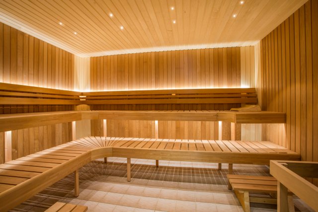 Švédská či Finská sauna bývá obvykle vystavěna z velmi kvalitního dřeva. (foto: Shutterstock)