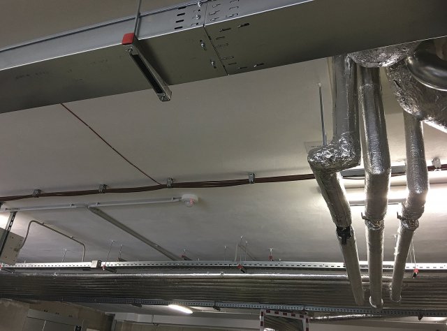 Obr. 4: Prostor podzemních garáží byl od obytného prostoru tepelně izolován tepelnou izolací Multipor (foto: Helena Hejhálková)