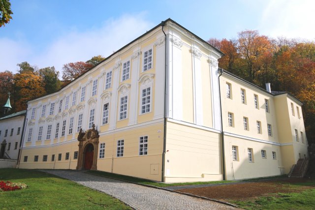 Knurrův palác, historická stavba ve Fulneku, byl ověnčen cenou hejtmana Moravskoslezského kraje, který ocenil zejména zodpovědný přístup stavebníků ke kulturní památce.