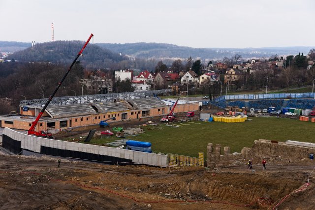 Fotografie zachycuje průběžný stav rekonstrukce stadionu v březnu 2019. Autor: Gleti, Shutterstock