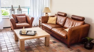 Obývací pokoje Nizozemců bývají plné kvalitního nábytku. Zdroj: Semmick Photo, Shutterstock
