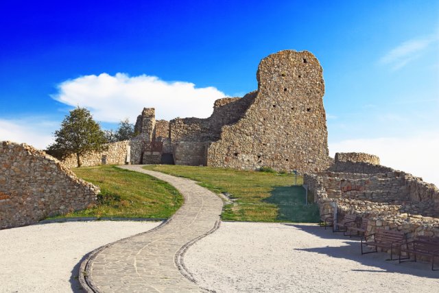 Pozůstatek fortifikačního systému hradu Devín, foto: Gelia