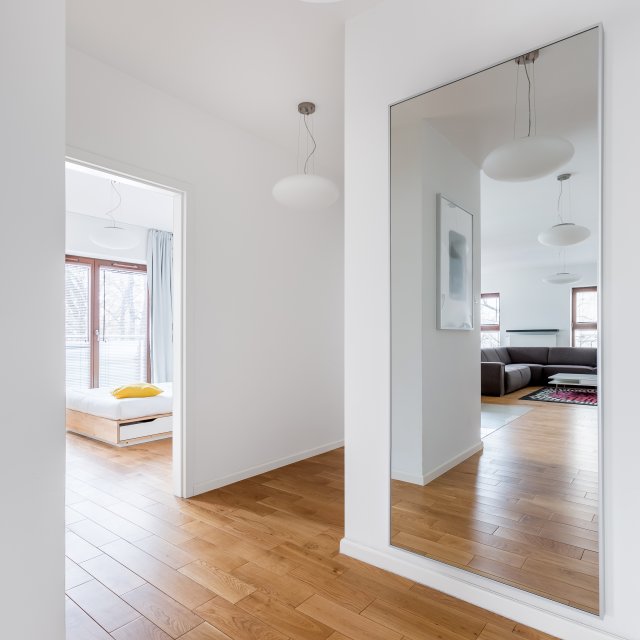 Zrcadla váš domov odlehčí a prosvětlí.
Foto: Dariusz Jarzabek, Shutterstock