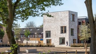 Housing Koopvaardersplantsoen Amsterdam, Nizozemsko. Architekt: ureau SLA, Amsterdam. Foto: Thijs Wolzak