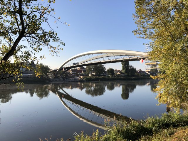 Lávka přes Labe v Nymburce. Foto: Helena Široká