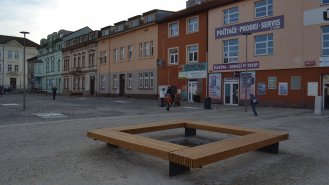 Rekonstrukce Komenského náměstí  v Dobříši.