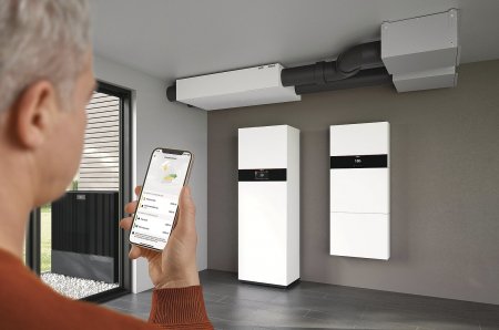 Síťově propojené produkty Viessmann vytvářejí efektivní celkový systém, zatímco Energy Management pomáhá uživatelům využívat energii a zároveň šetřit zdroje a náklady na vytápění.