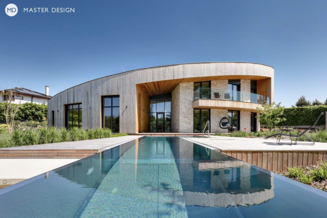 Architekti Master Designu kladou důraz na moderní a čistou architekturu. Návrhy ctí kvalitu, přírodní materiály a originální řešení.