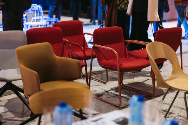 Návštěvníci letošního festivalu Designblok se se židlemi značky LD Seating setkali nejen v hlavní expozici firmy.