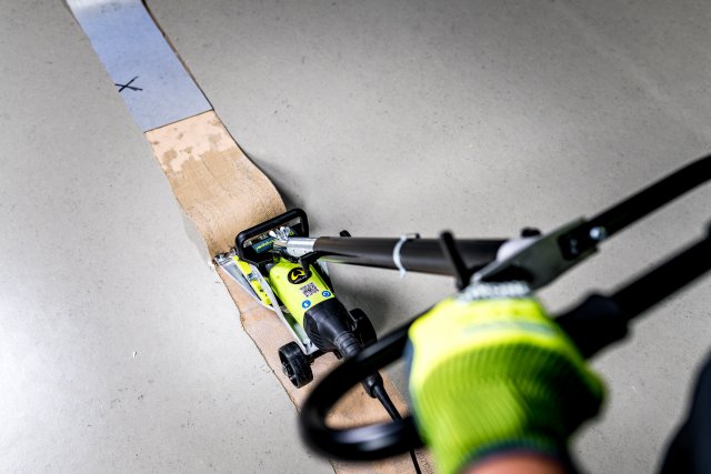 Wolff Duro Stripper, malý pomocník, který vás nenechá ve štychu, vhodný na malé až středně velké plochy. Zdroj: Wolff-tools.de
