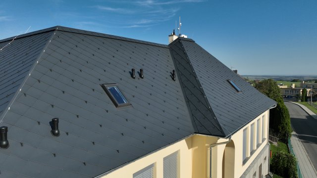 Odvětrávací komínky na střeše SATJAM Rombo Metalic, Zdroj: SATJAM