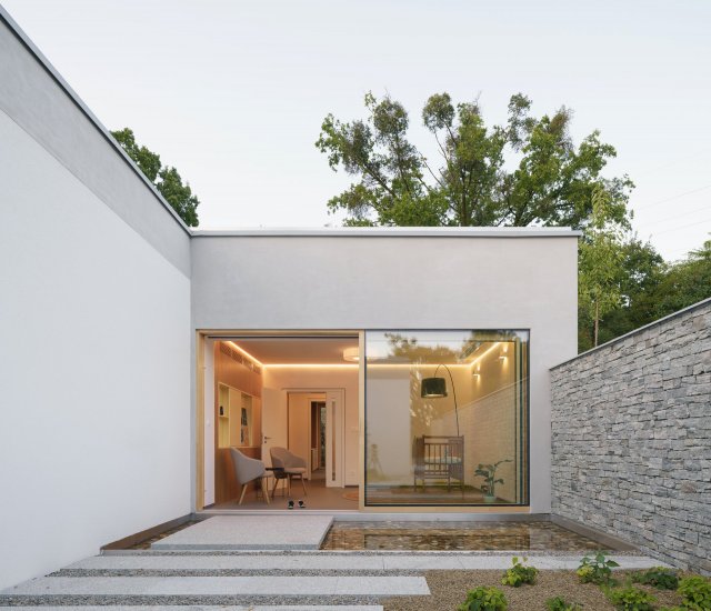 Pečlivá prohlídka střechy na podzim zajistí, že zima nepřinese žádná nepříjemná překvapení.
Foto: Alex shoots buildings