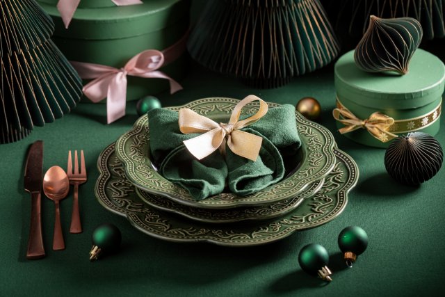 Zelená patří letos k nejsilnějším trendům – je nadčasová, uklidňující a perfektně funguje jak v moderním, tak tradičním interiéru. Zdroj: Shaiith, Shutterstock