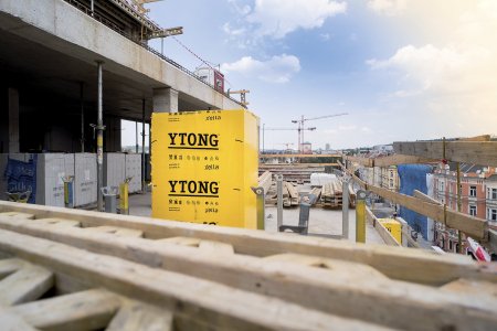 Použití velkoformátových tvárnic Ytong a Silka výrazně zrychlilo realizaci celého projektu.