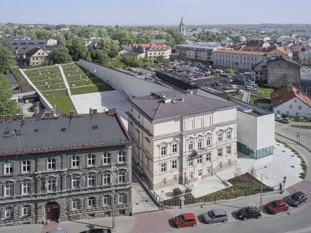 Interaktivní centrum pohádky a animace OKO ve Studiu animovaných filmů, Bielsko-Biała. Polsko. Použité systémy: MB-104 PASSIVE, MB-45 OFFICE, MB-78EI, MB-EXPO, MB-Harmony Office, MB-SR50N, MB-SR50N EI.