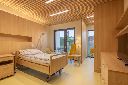 Hlavní myšlenkou bylo vytvořit prostředí, které bude klientům co nejvíce připomínat domov. 